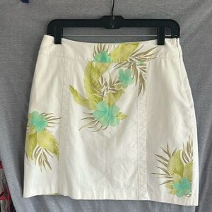 Tommy Bahama lined cotton and silk skirt. Size 8.  EUC